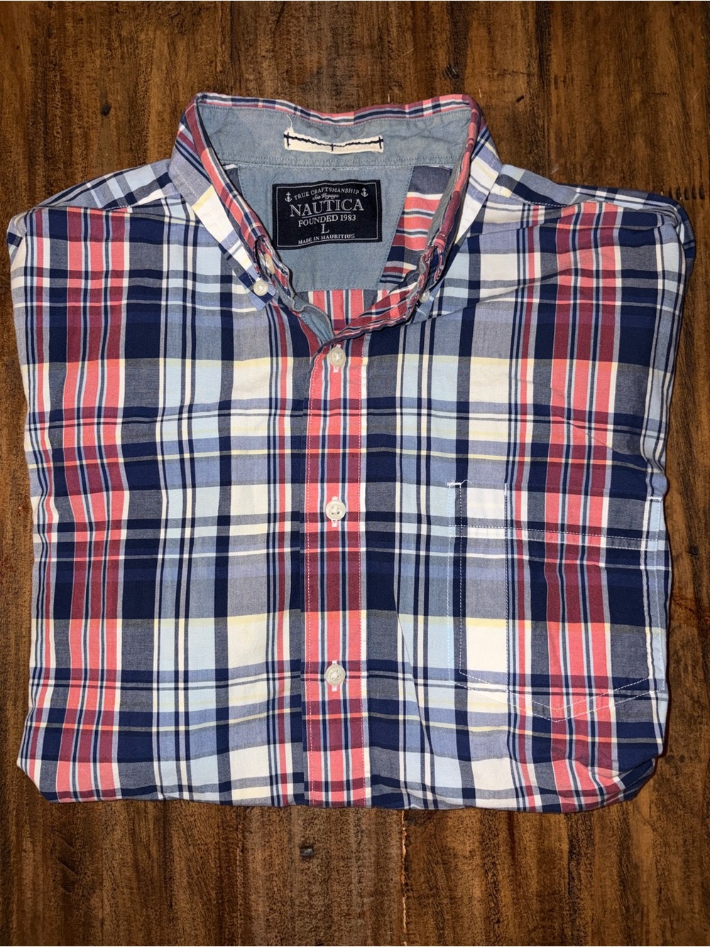Nautica Men’s Large Short Sleeve Summer Button Down